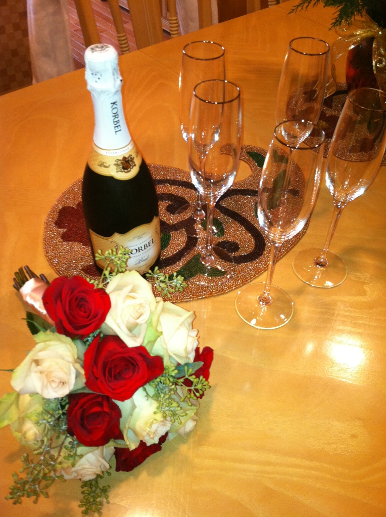 champagne roses + champagne = win win!